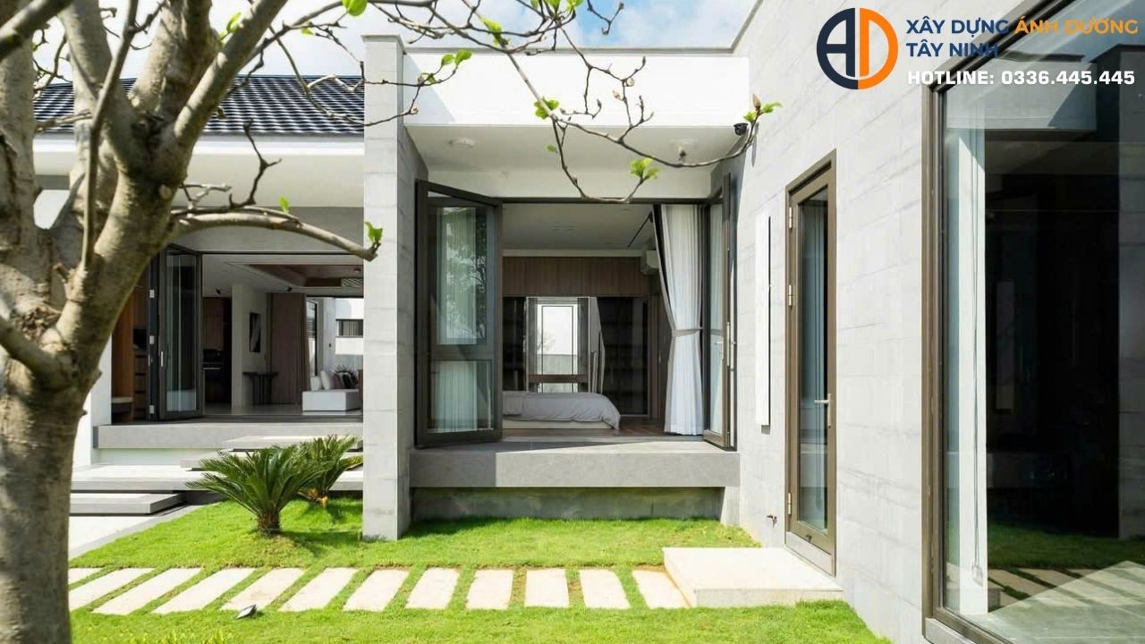 Nhà sân vườn mái Nhật gần 400m² – Không gian sống khởi nguồn từ lòng hiếu kính