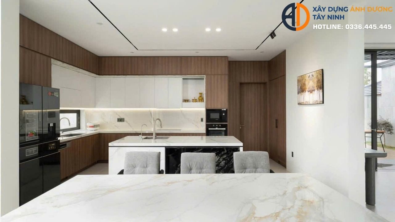 Nhà sân vườn mái Nhật gần 400m² – Không gian sống khởi nguồn từ lòng hiếu kính